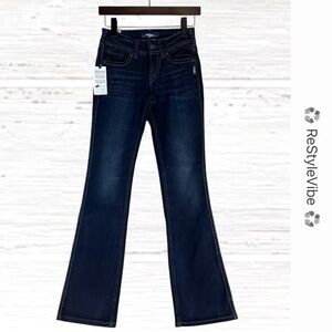 SILVER JEAN CO Women’s Size W24/L31 Denim Suki Mid Rise Slim Bootcut NWT Stretch